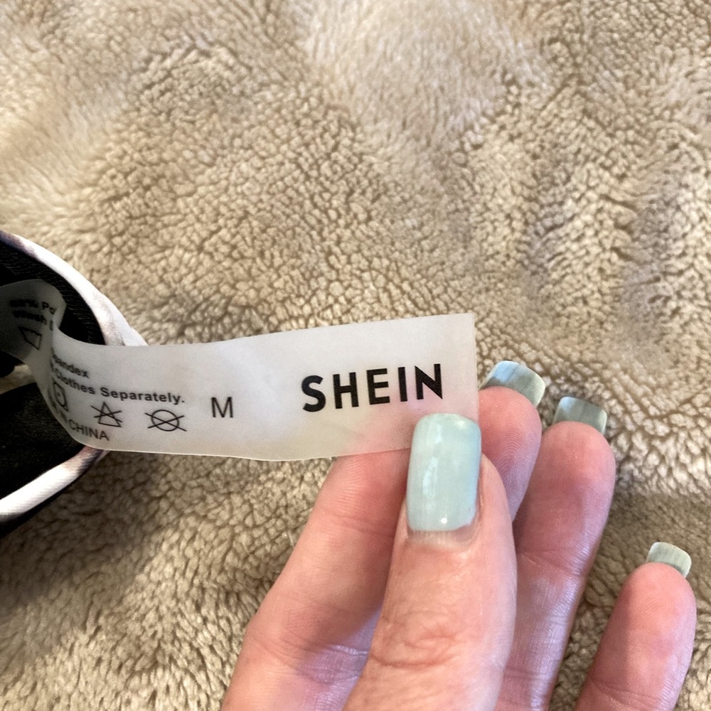 Shein leopard patterned bikini - Picture 3 of 5